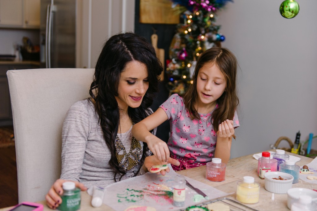The mini-decorator at work.