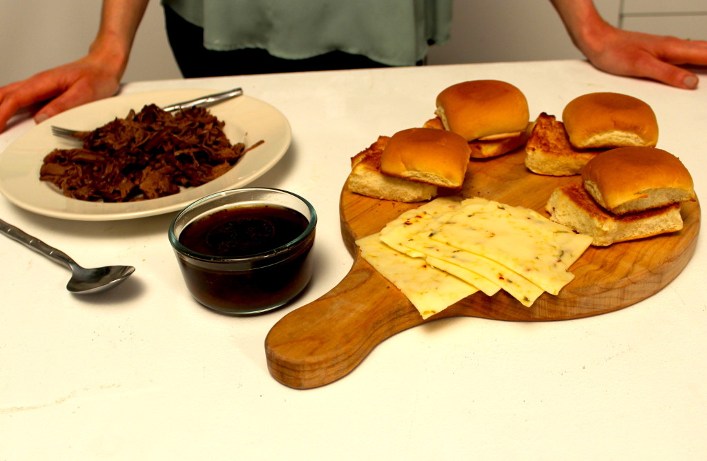 Hormel roast beef au jus makes it easy to create your sliders!