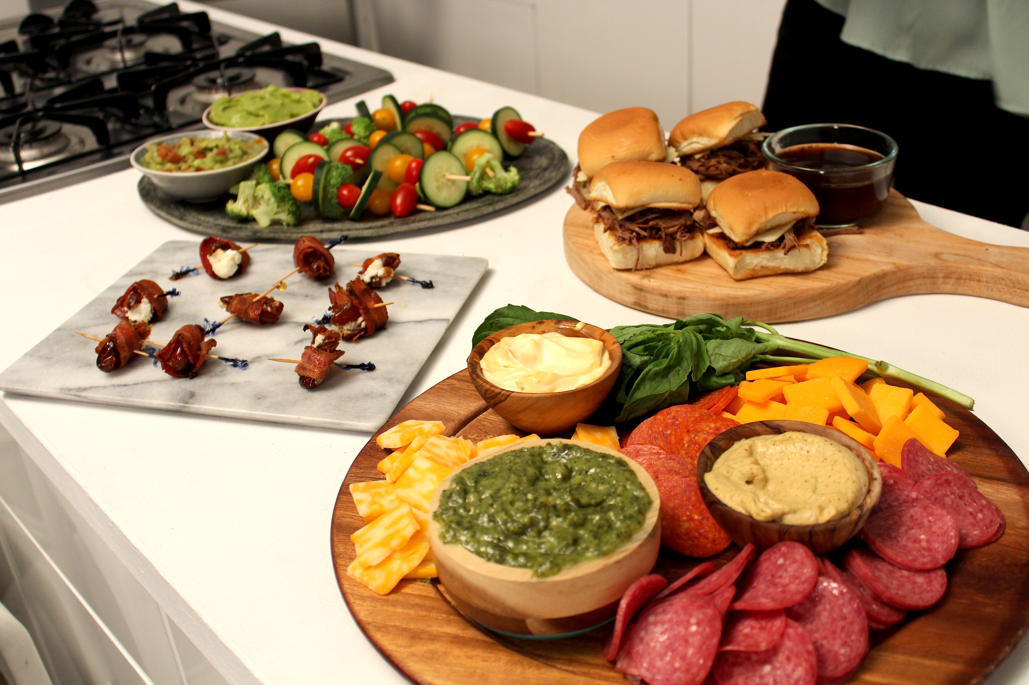 If you'll be needing prepared food trays for New Year's Eve