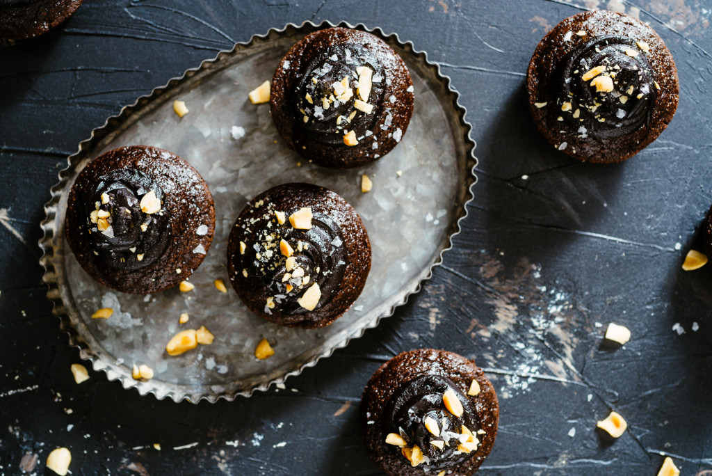 Chocolate-Avocado-Cupcakes-with-Peanuts-037