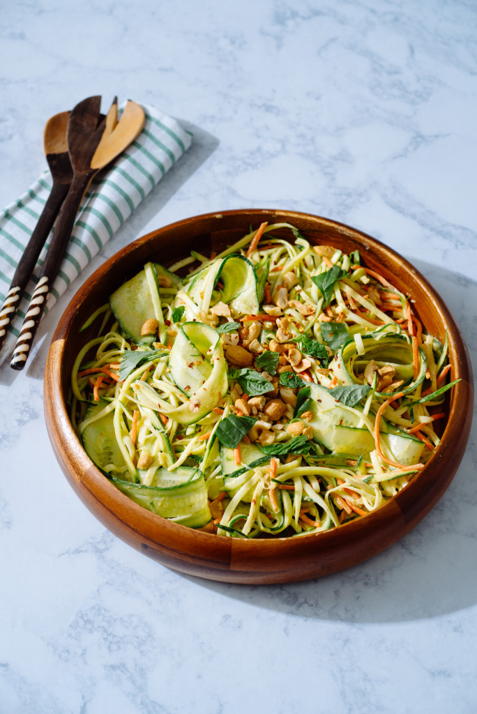 Thai-Peanut-Zucchini-Noodle-Salad-012